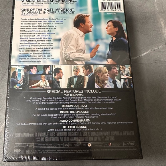 HBO The Newsroom Complete First Season NWT - Picture 2 of 3